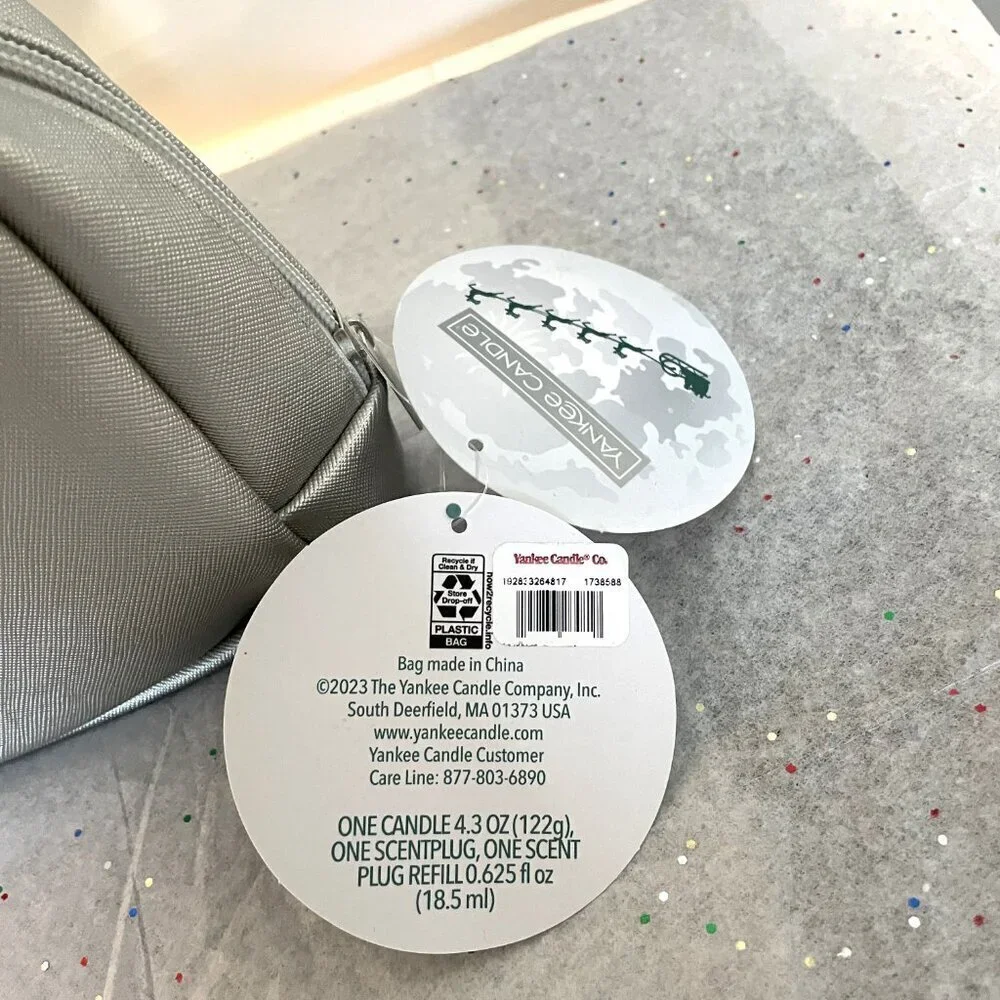 Yankee Candle Holiday Silver Tote - Free Mini Candle